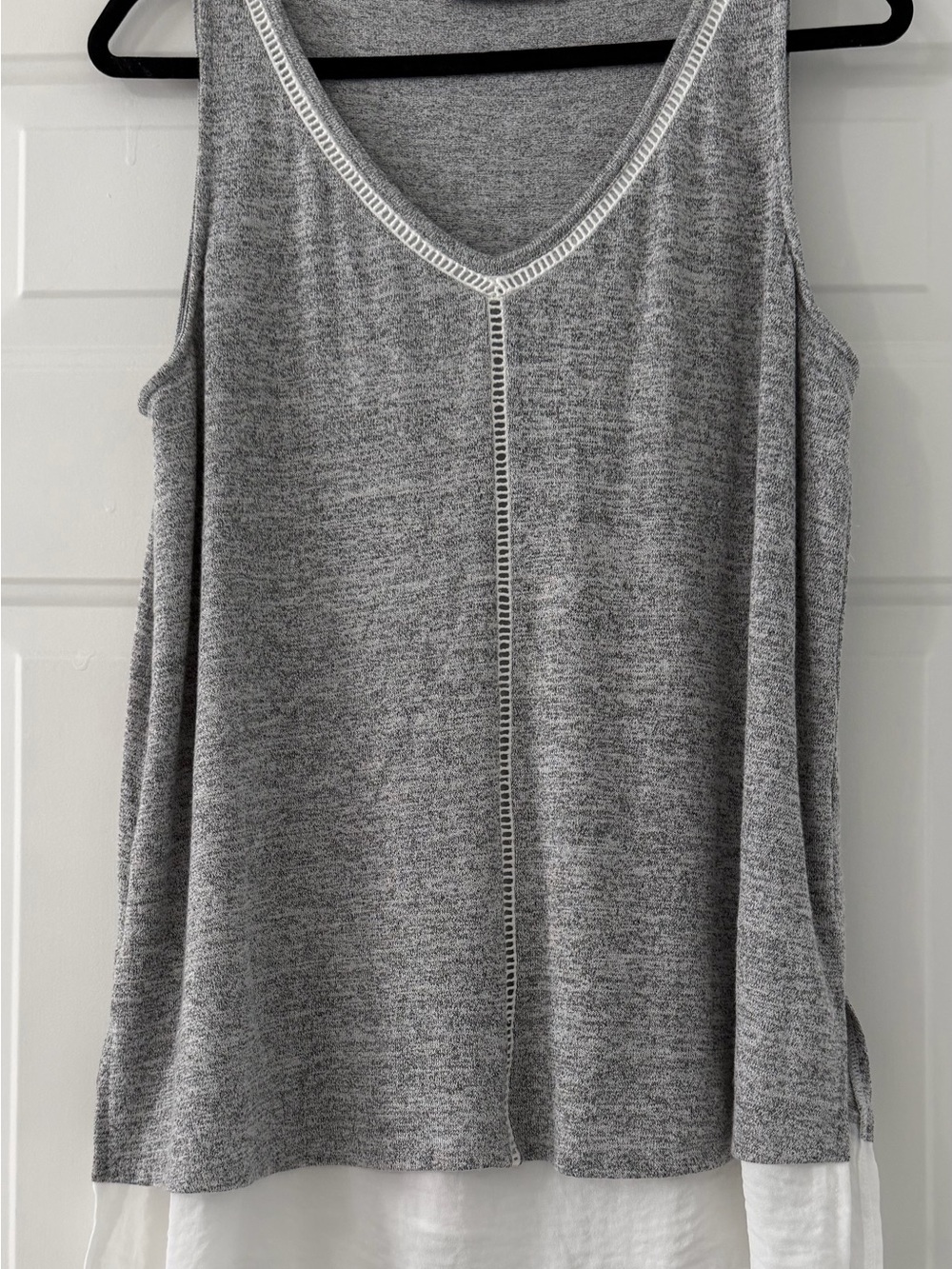 Apt. 9 Gray Layered V-Neck Tank with White Hem and Ladder Trim